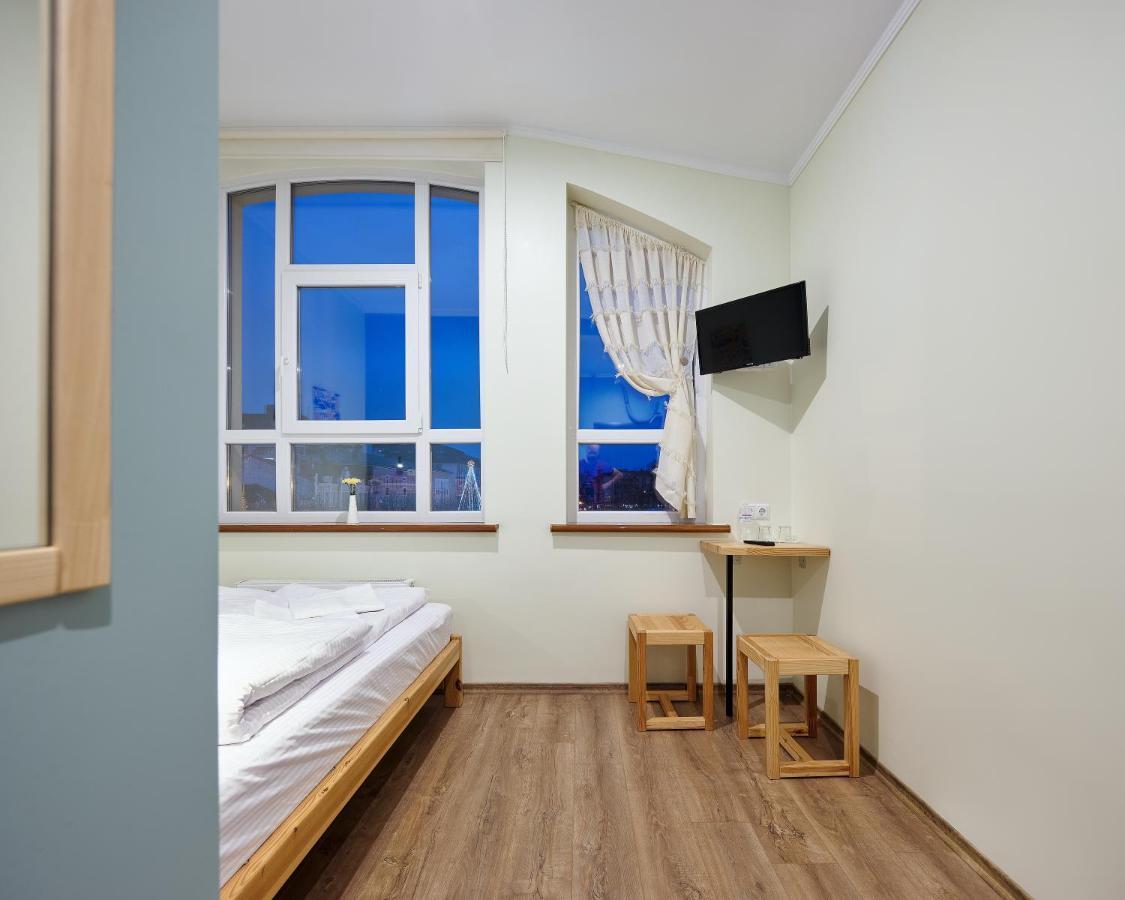 Dream Hostel Khmelnytskyi ภายนอก รูปภาพ