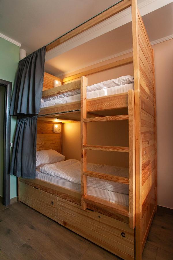 Dream Hostel Khmelnytskyi ภายนอก รูปภาพ